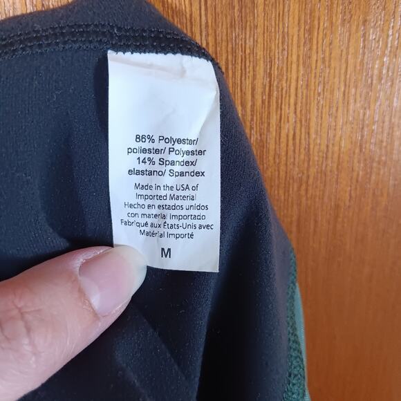 Beyond Yoga Velvet Midi High Waisted Leggings in Forest Green size Medium - Picture 7 of 8